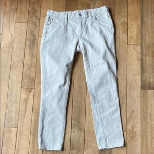 Gap Girlfriend Slim Fit Ankle Denim Jeans Cream Women’s Size 28 Inseam 27